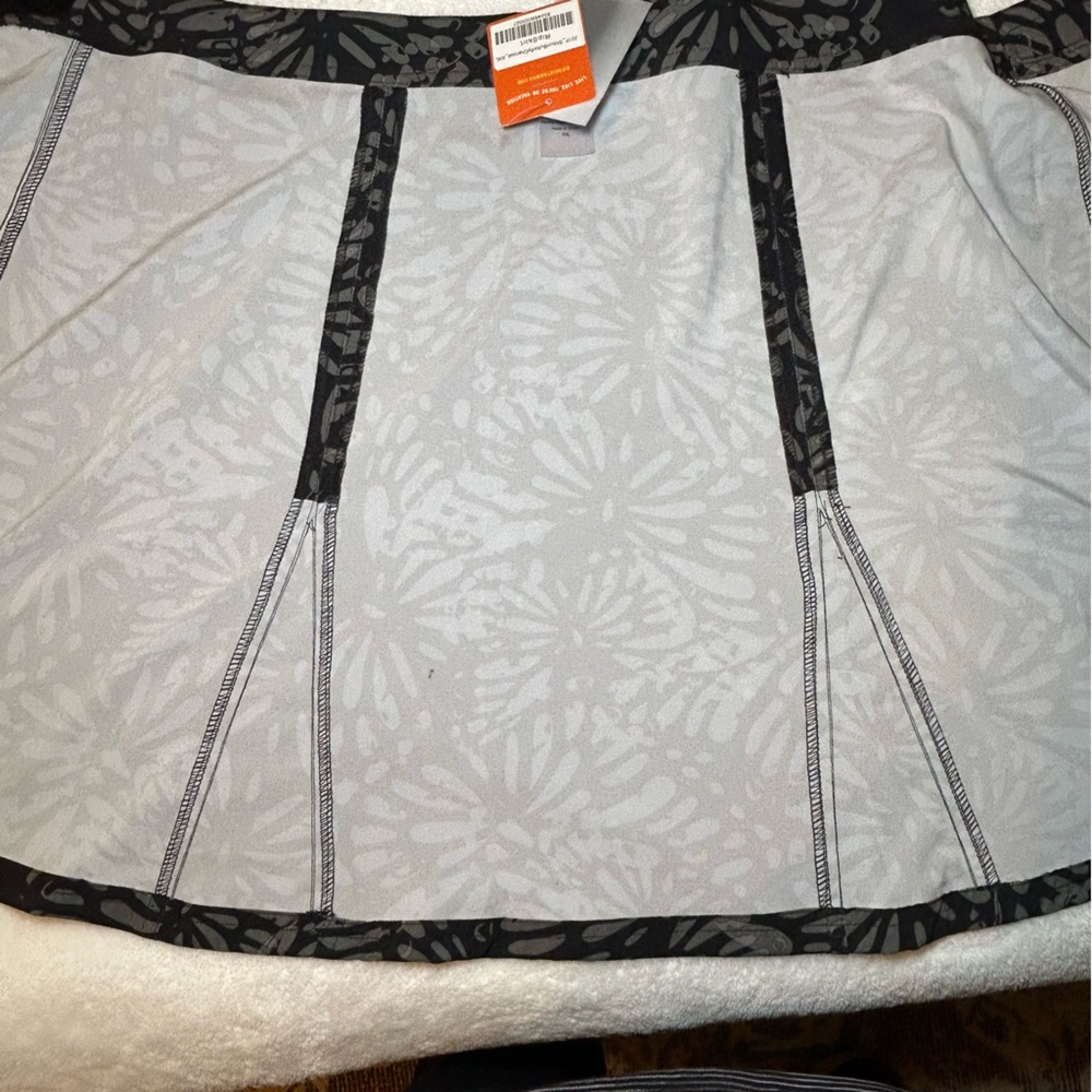 NWT RipSkirt Hawaii Charcoal & Black Shibori Butterfly Length 2 Size XXL - Picture 10 of 15